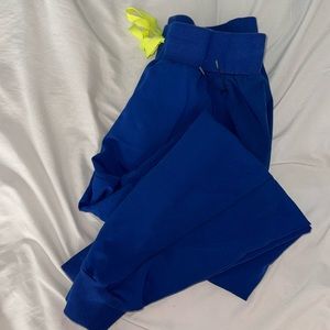 FIGS SCRUBS SET SIZE X-SMALL